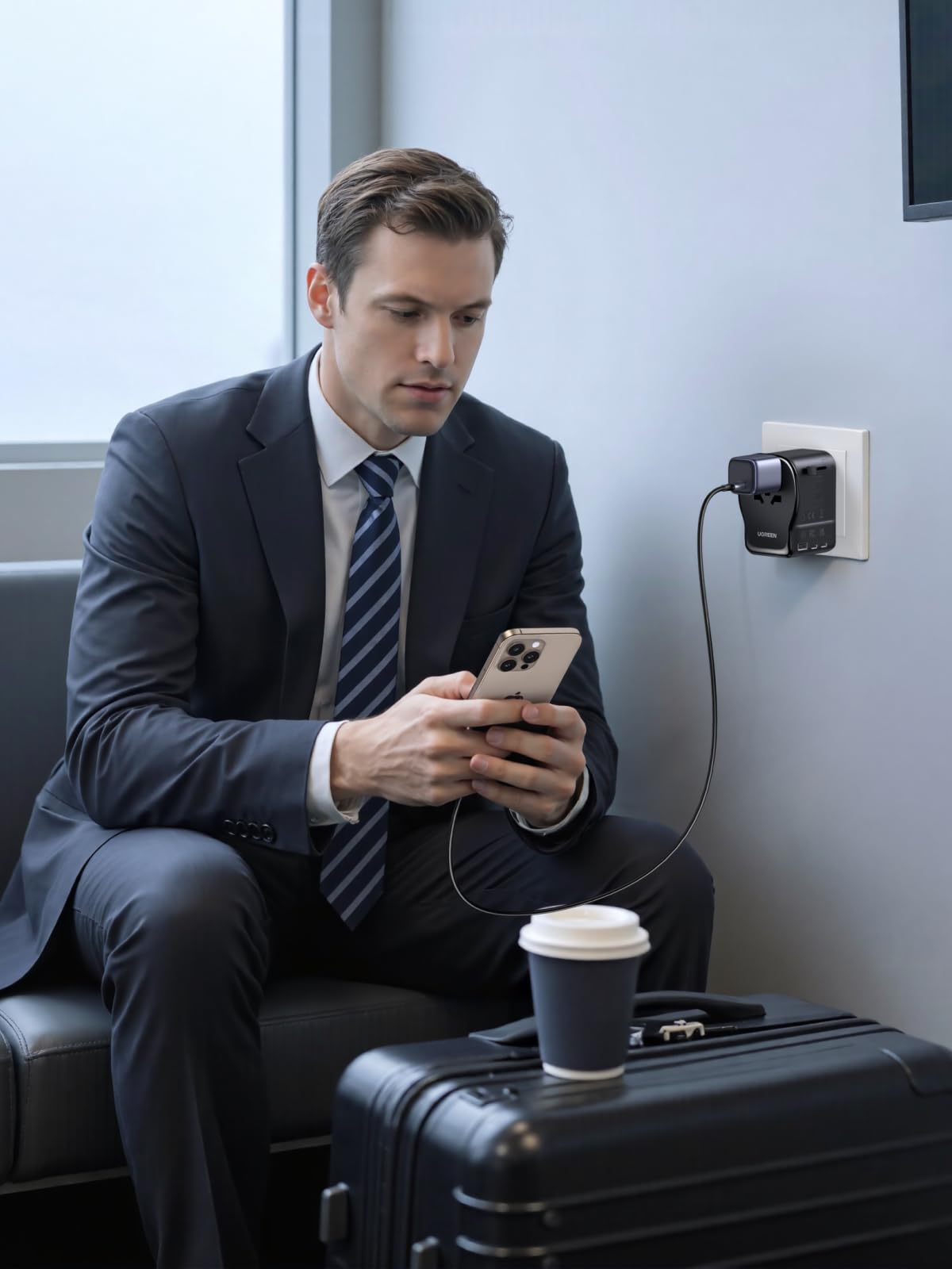 UGREEN محول سفر عالمي GaN 65 واط