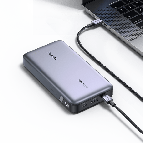 UGREEN Nexode Pro 160W 4-Port GaN Vegglader med 240W USB-C Kabel 